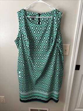 Alyx Mint and Black Geometric Sleeveless Sheath Dress